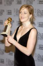 Иди Фалько: 261x400 / 23 Кб