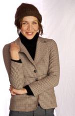 Мэгги Джилленхол: 261x400 / 24 Кб