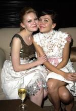 Мэгги Джилленхол: 275x400 / 31 Кб