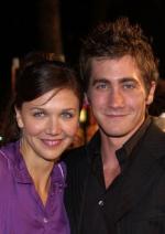 Мэгги Джилленхол: 284x400 / 21 Кб