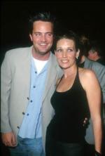 Мэттью Перри: 271x400 / 15 Кб