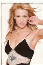 Поппи Монтгомери: 427x640 / 59 Кб