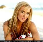 Поппи Монтгомери: 414x408 / 35 Кб