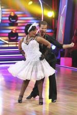 Ниси Нэш: 427x640 / 55 Кб