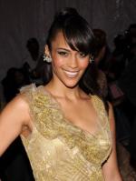 Пола Пэттон: 303x400 / 25 Кб