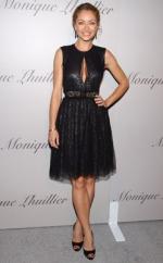 Ребекка Гэйхарт: 248x400 / 19 Кб