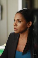 Одра Макдональд: 427x640 / 26 Кб