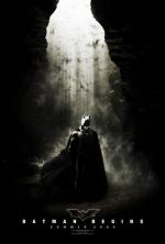 Постер Бэтмен: Начало: 443x655 / 26 Кб