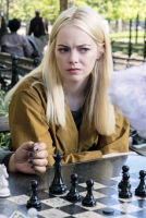 Эмма Стоун расследует скандал в шахматах