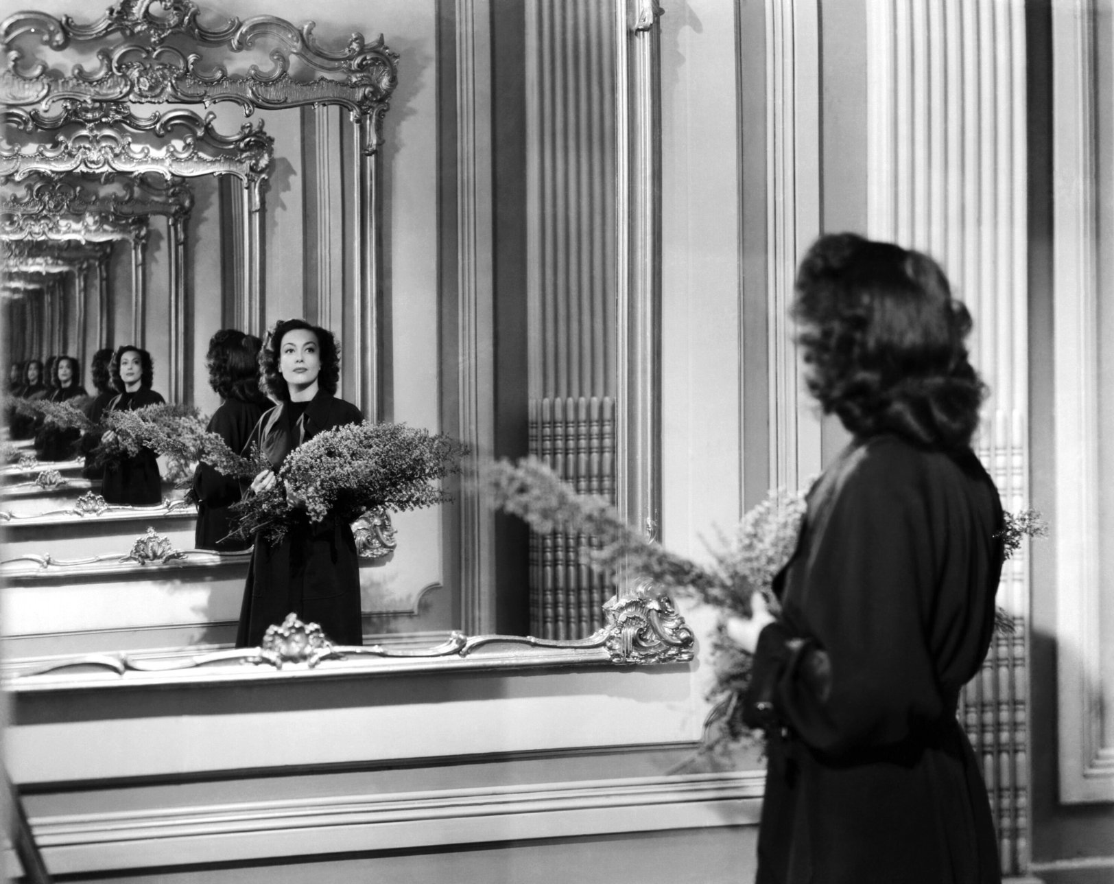 Фото - Лицо женщины: 1624x1288 / 308 Кб