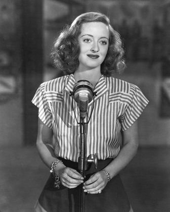 Фото - Голливудская лавка для войск: 336x420 / 26 Кб