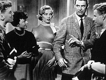 Фото - Обезьяньи проделки: 339x255 / 30 Кб