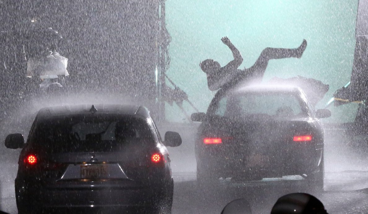 Фото - Дэдпул 2: 1188x693 / 179.87 Кб