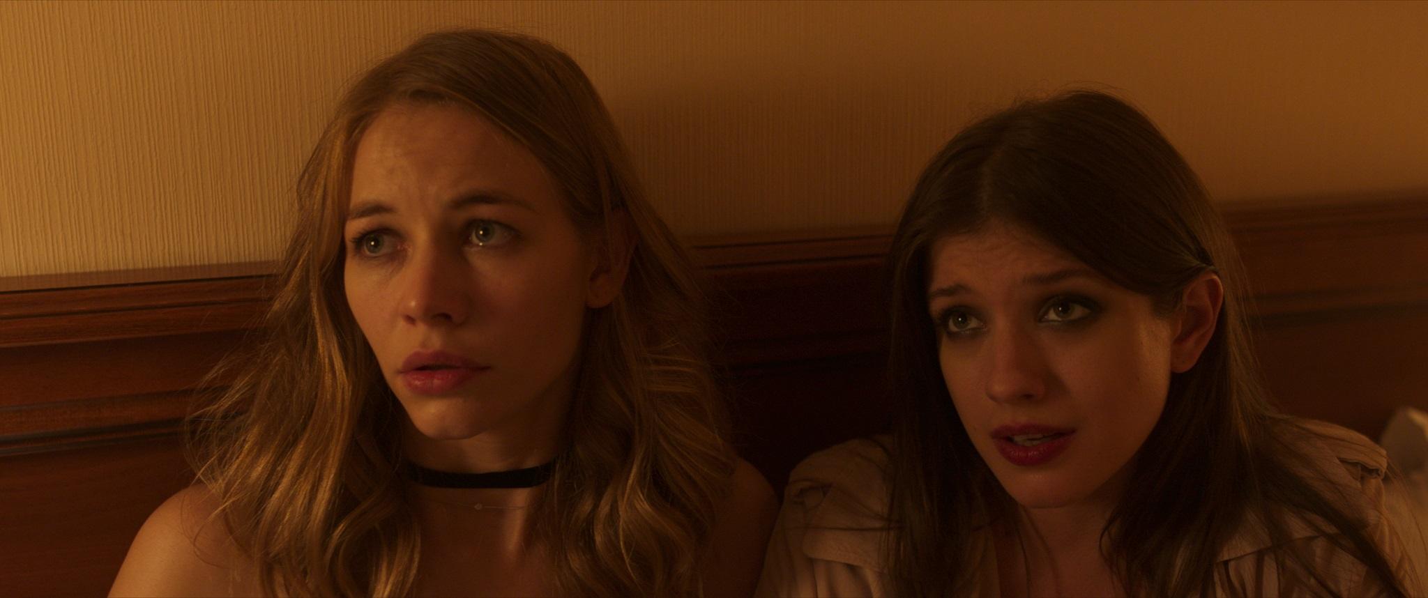 Фото - Блокбастер: 2048x858 / 109.59 Кб