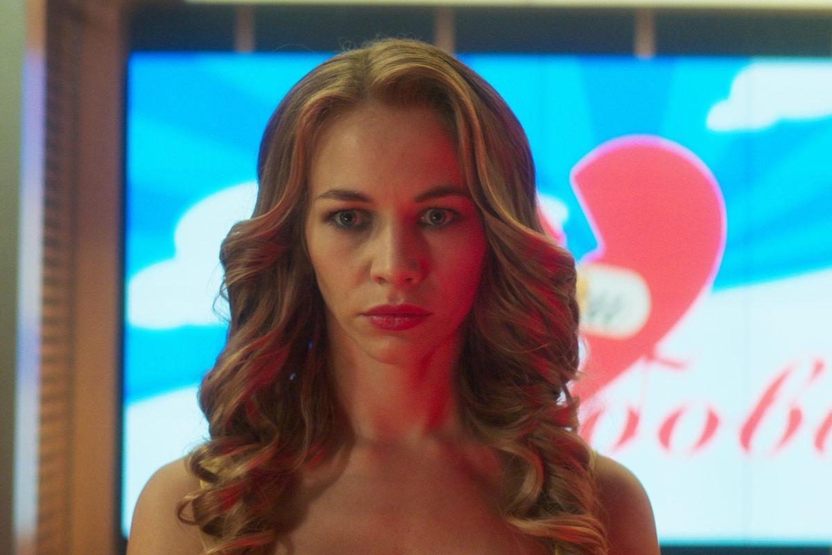 Фото - Блокбастер: 1200x800 / 84.35 Кб