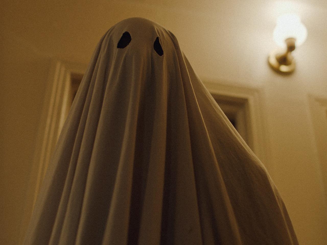 Фото - История призрака: 1280x960 / 116.43 Кб