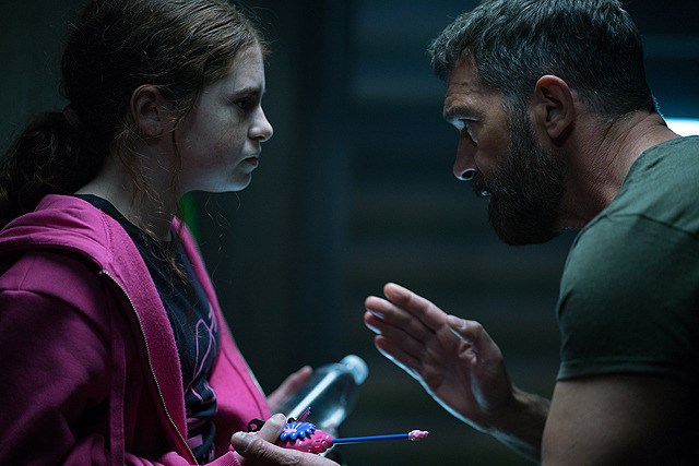 Фото - Охранник: 640x427 / 58.68 Кб