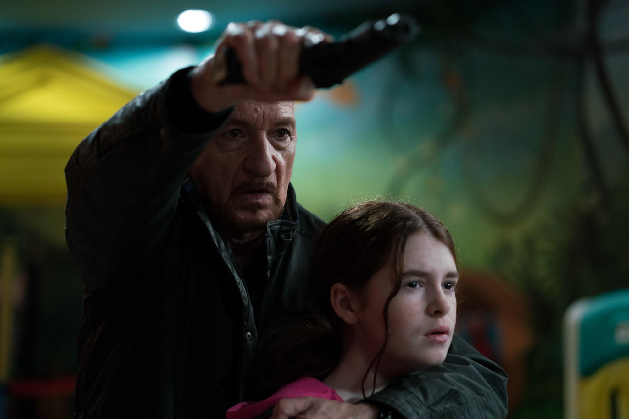 Фото - Охранник: 2000x1334 / 109.41 Кб