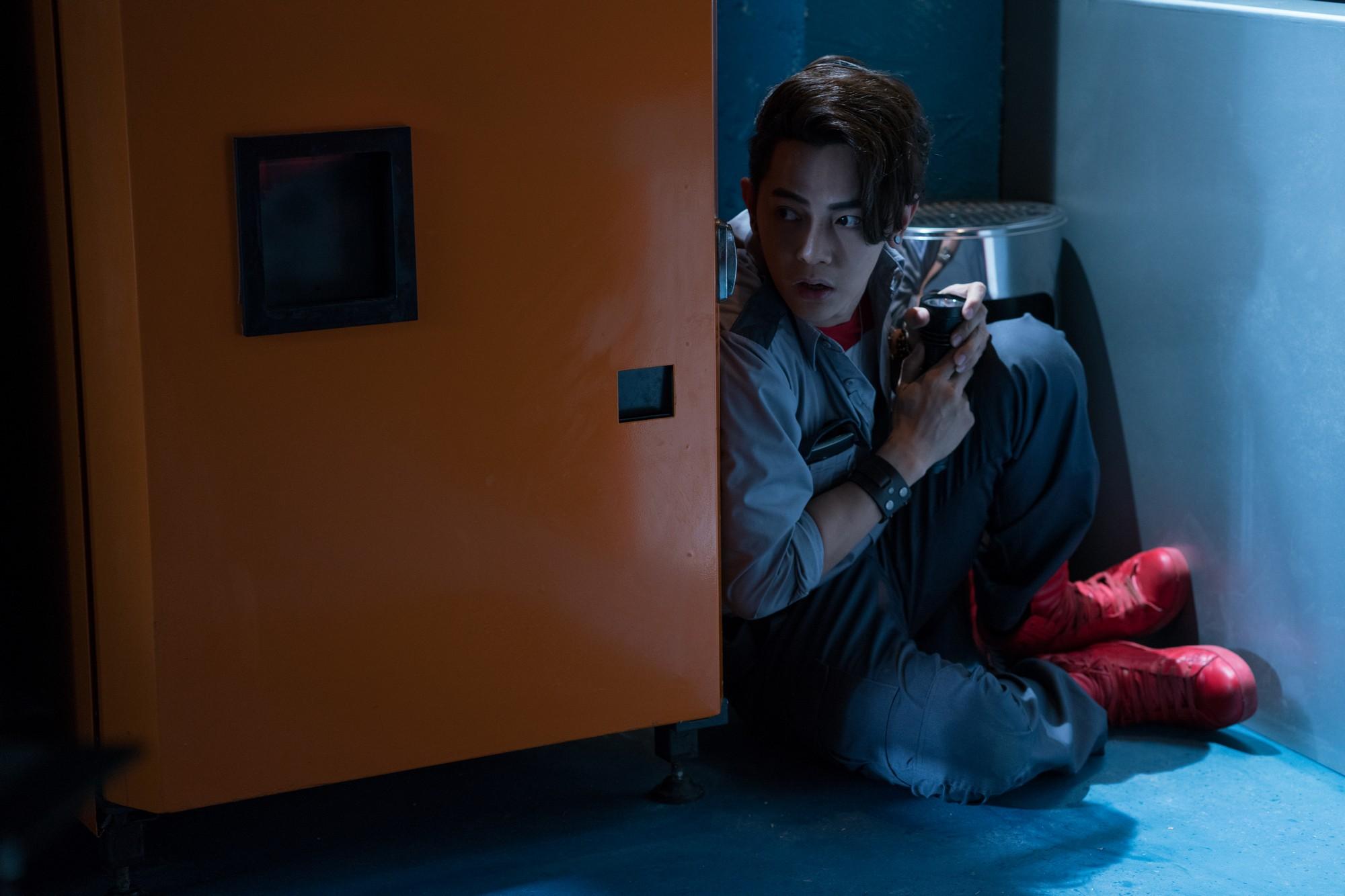 Фото - Охранник: 2000x1334 / 127.01 Кб