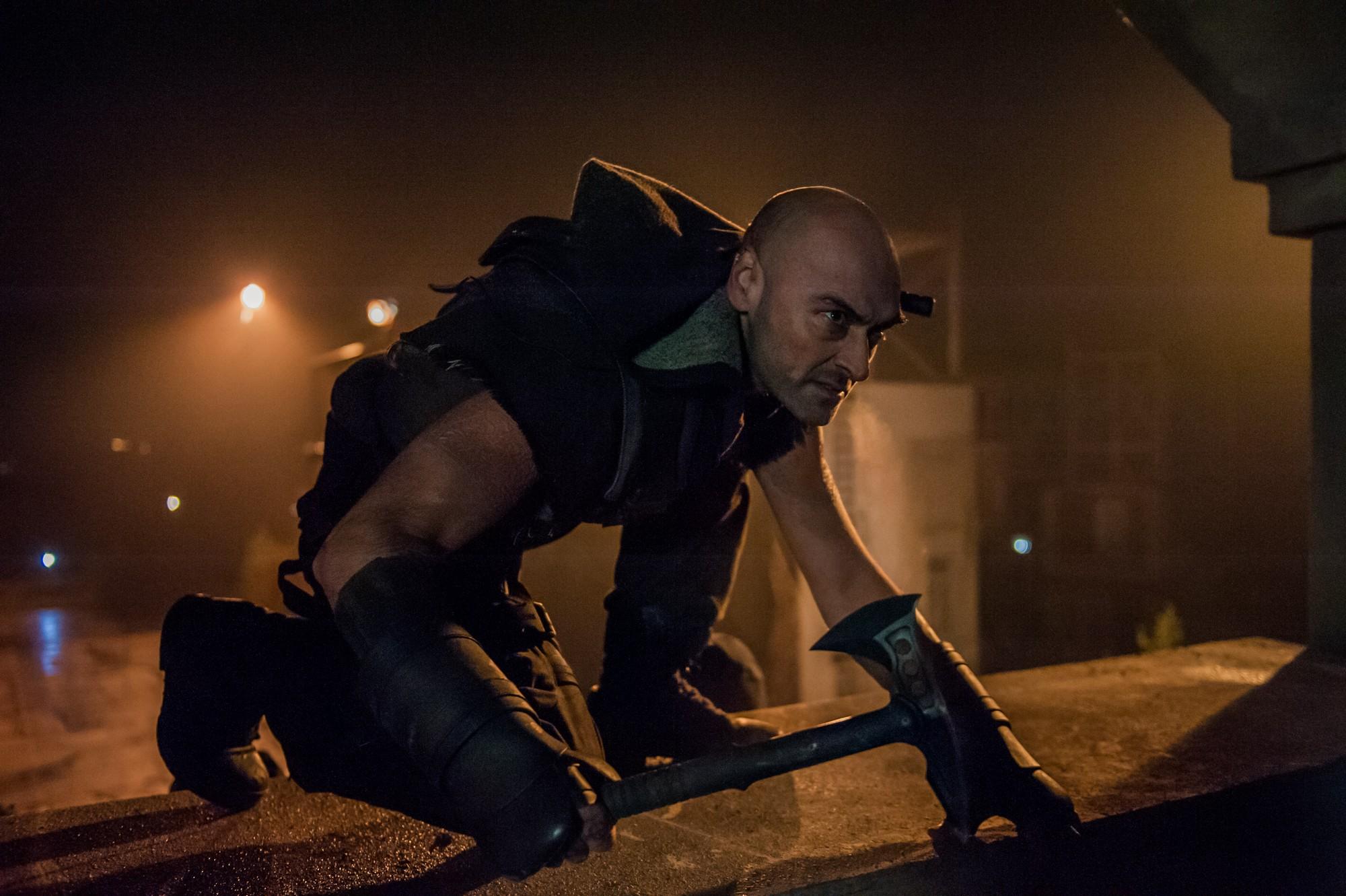 Фото - Охранник: 2000x1331 / 222.48 Кб