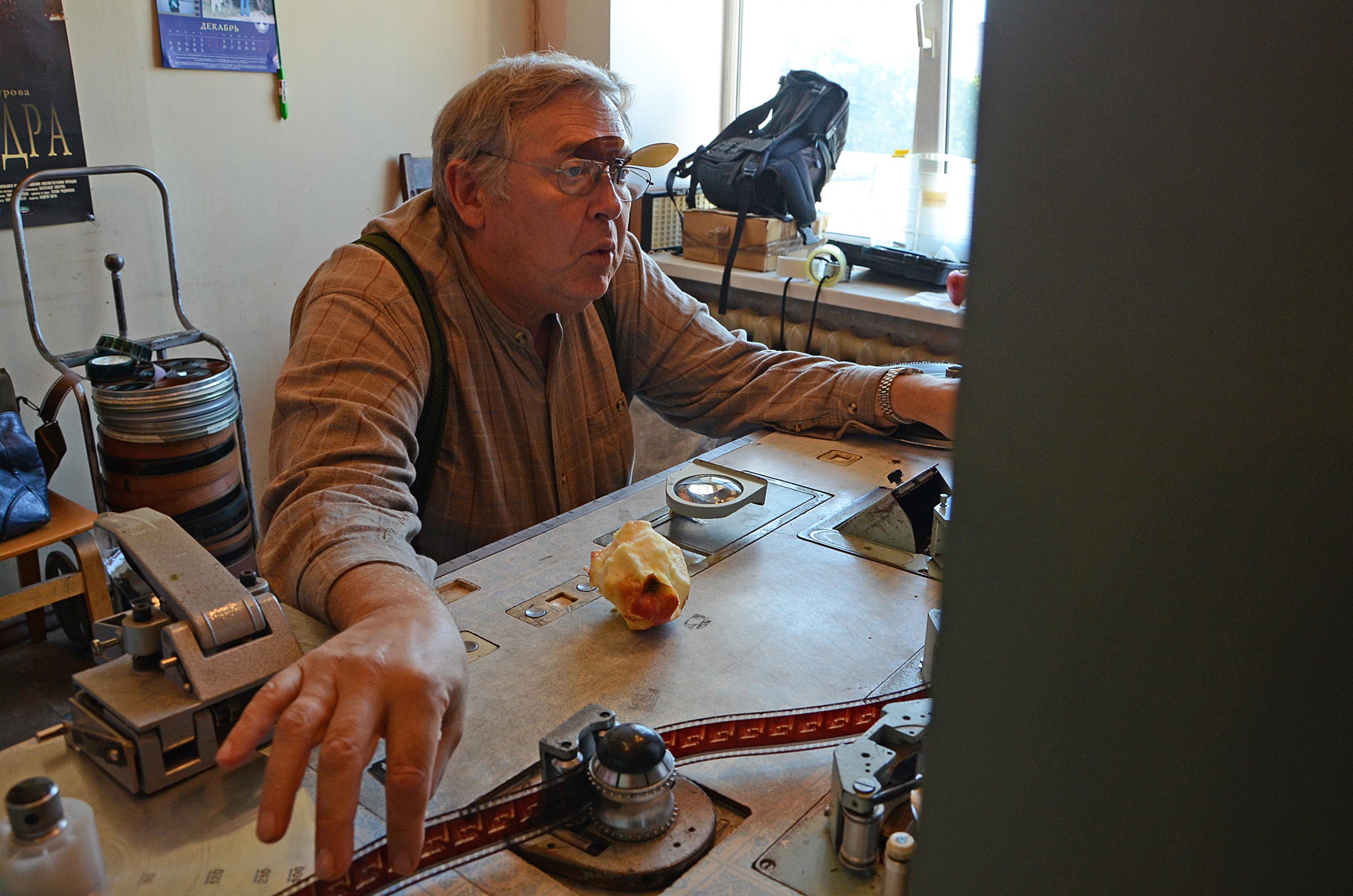 Фото - Тень: 3600x2384 / 823.36 Кб