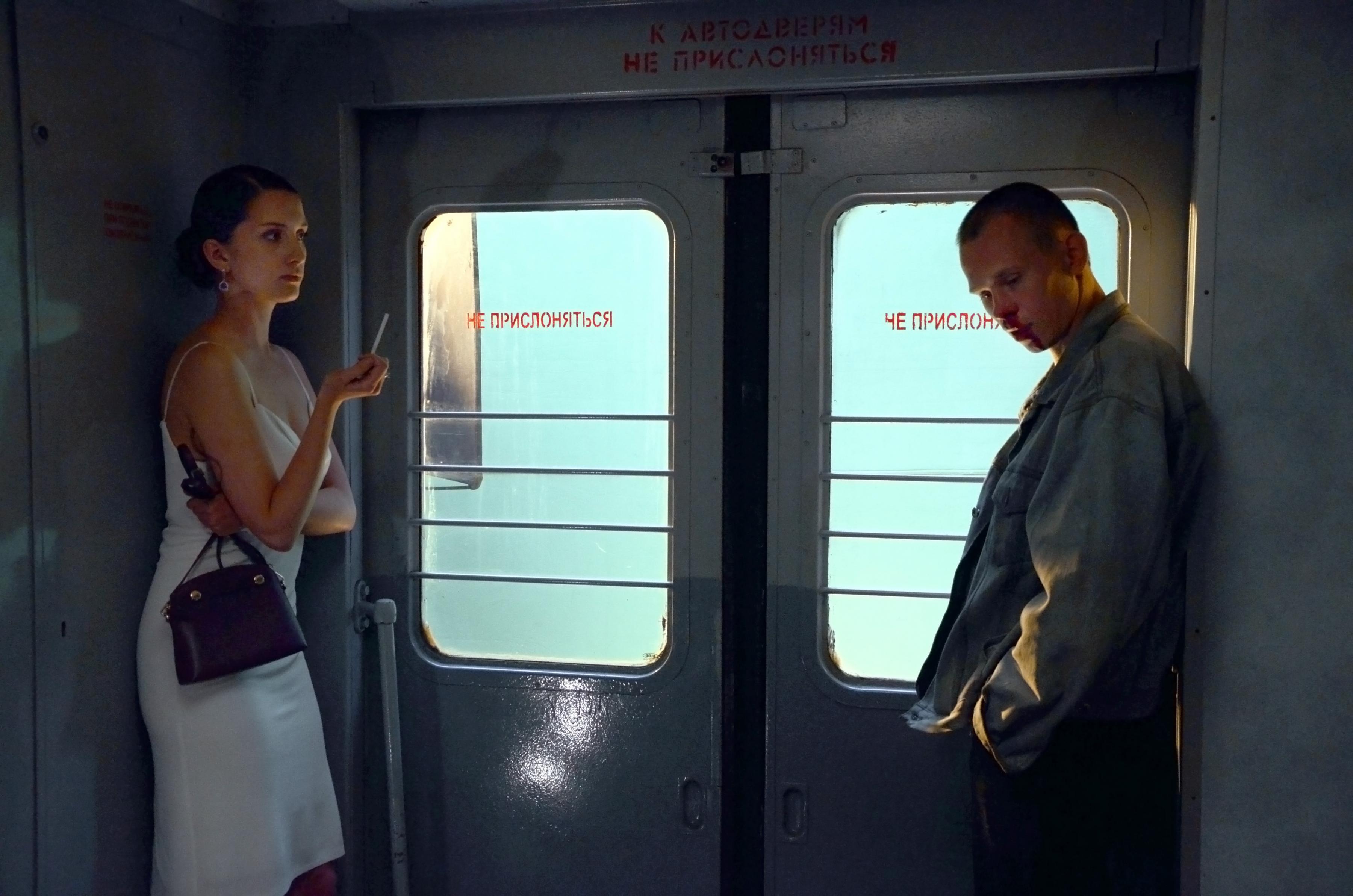 Фото - Тень: 3600x2384 / 520.36 Кб