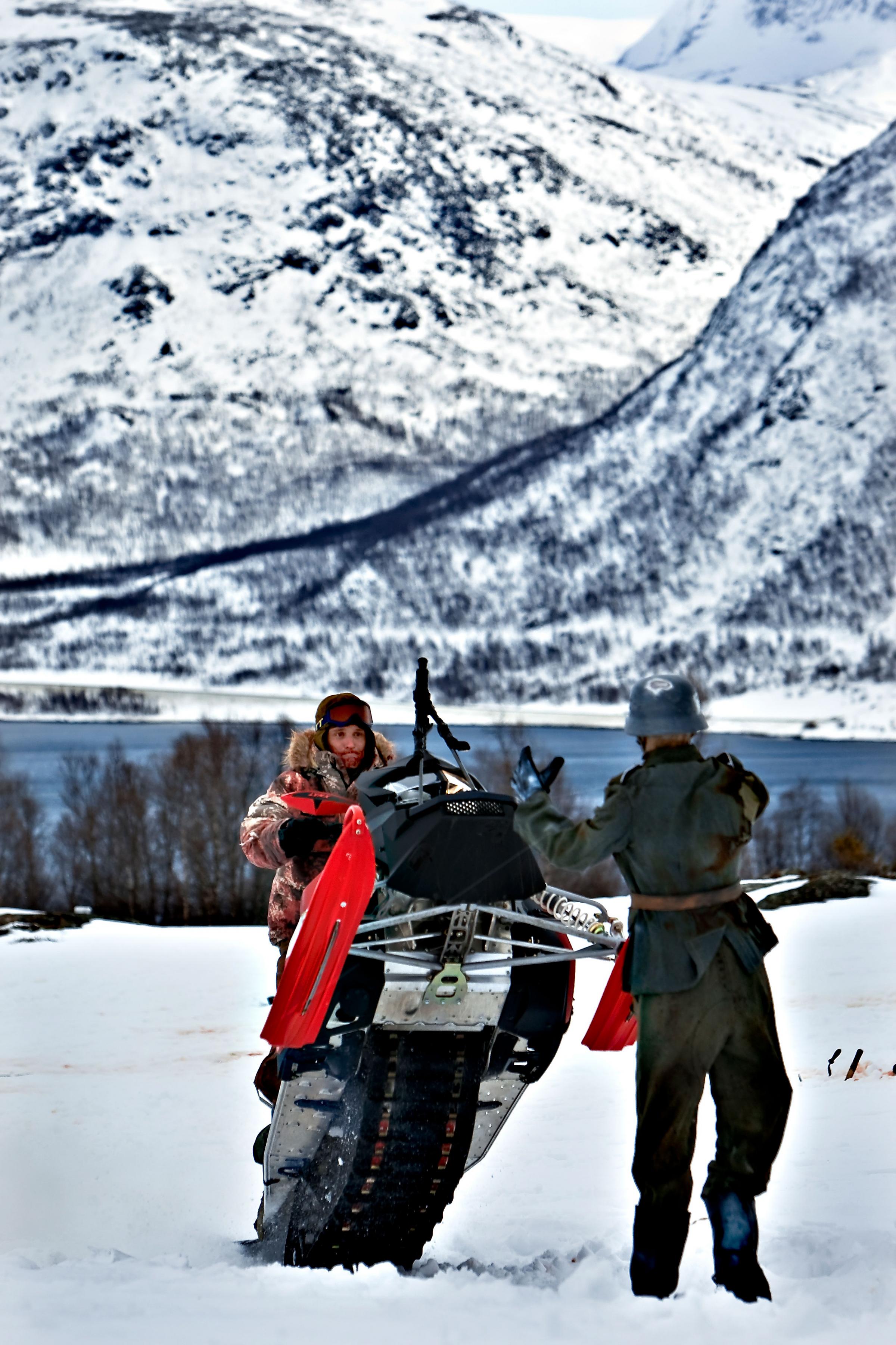 Фото - Операция «Мертвый снег»: 2400x3600 / 713.43 Кб