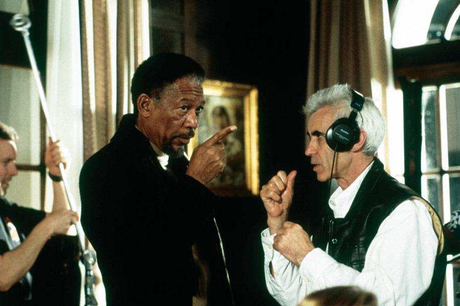 Фото - И пришел паук: 900x600 / 61.33 Кб