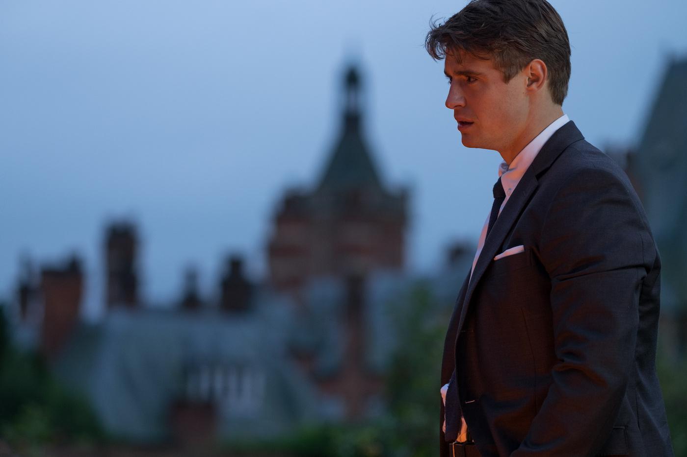 Фото - Скрюченный домишко: 1400x933 / 58.34 Кб