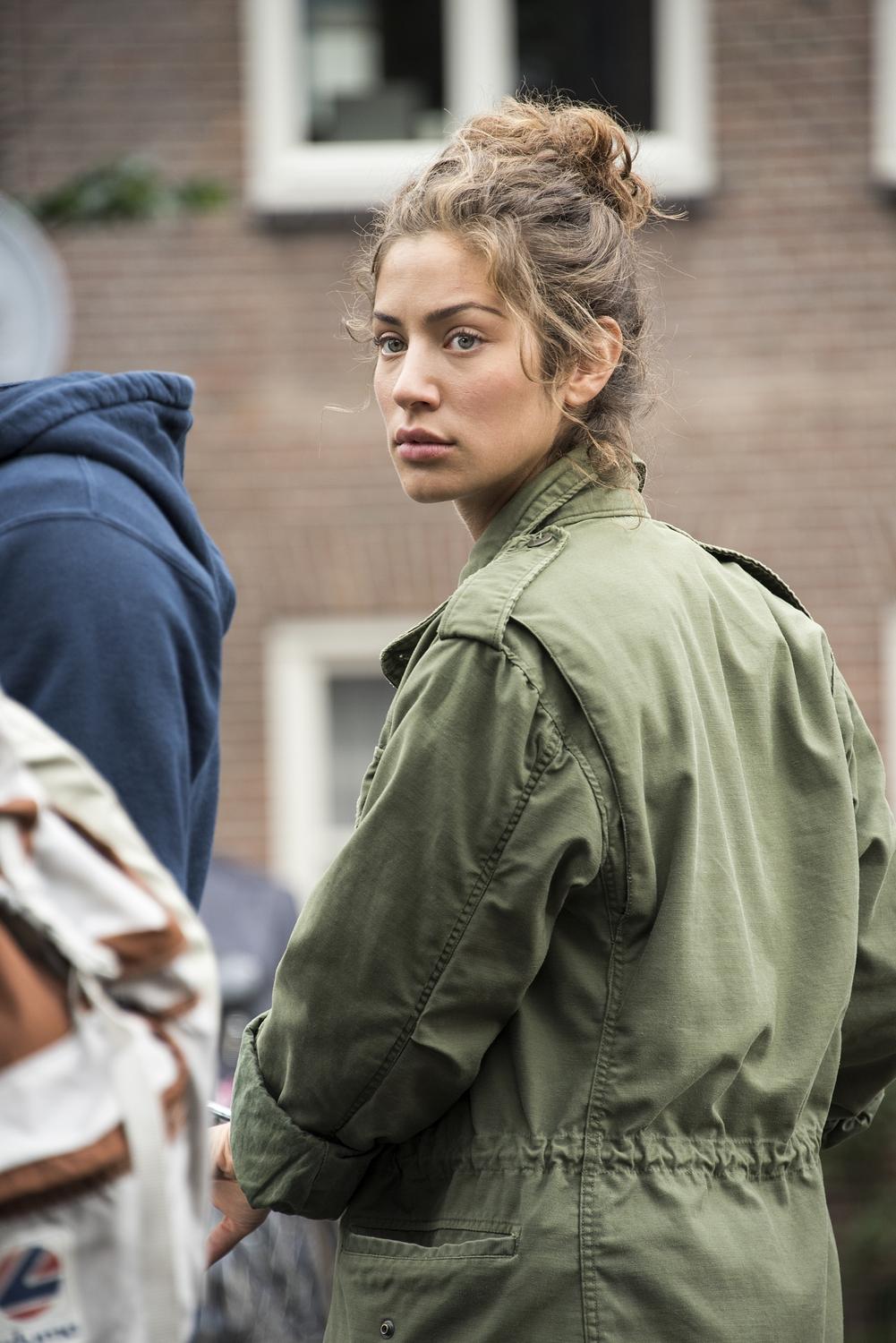 Фото - Гангстердам: 1001x1500 / 152.84 Кб