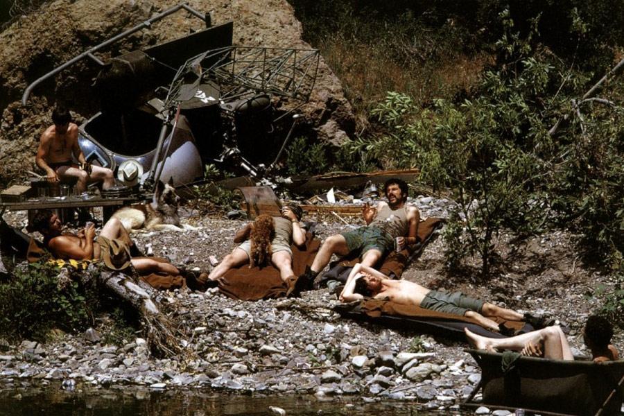 Фото - Военно-полевой госпиталь М.Э.Ш.: 900x600 / 131.83 Кб