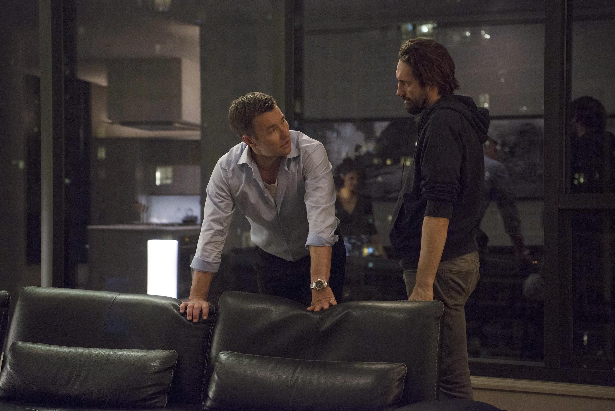 Фото - Опасный бизнес: 2048x1367 / 322.82 Кб