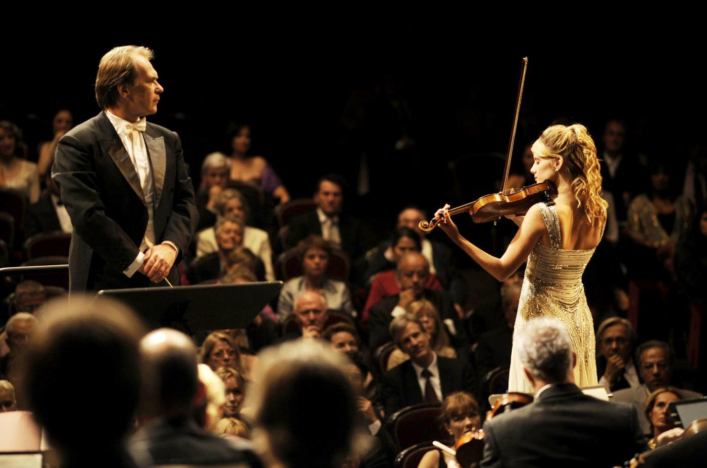 Фото - Концерт: 1400x928 / 108.21 Кб