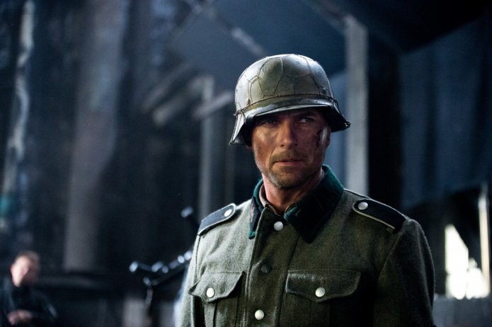 Фото - Боевые свиньи: 695x462 / 45.23 Кб