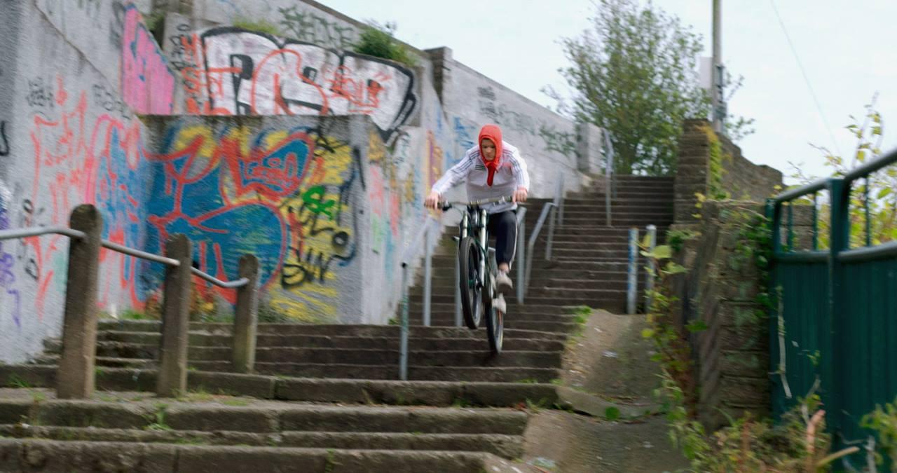 Фото - Хулиганье: 1280x675 / 109.81 Кб