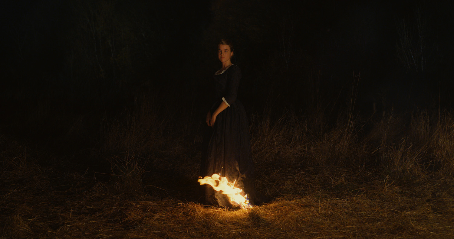 Фото - Портрет девушки в огне: 1500x791 / 255.59 Кб