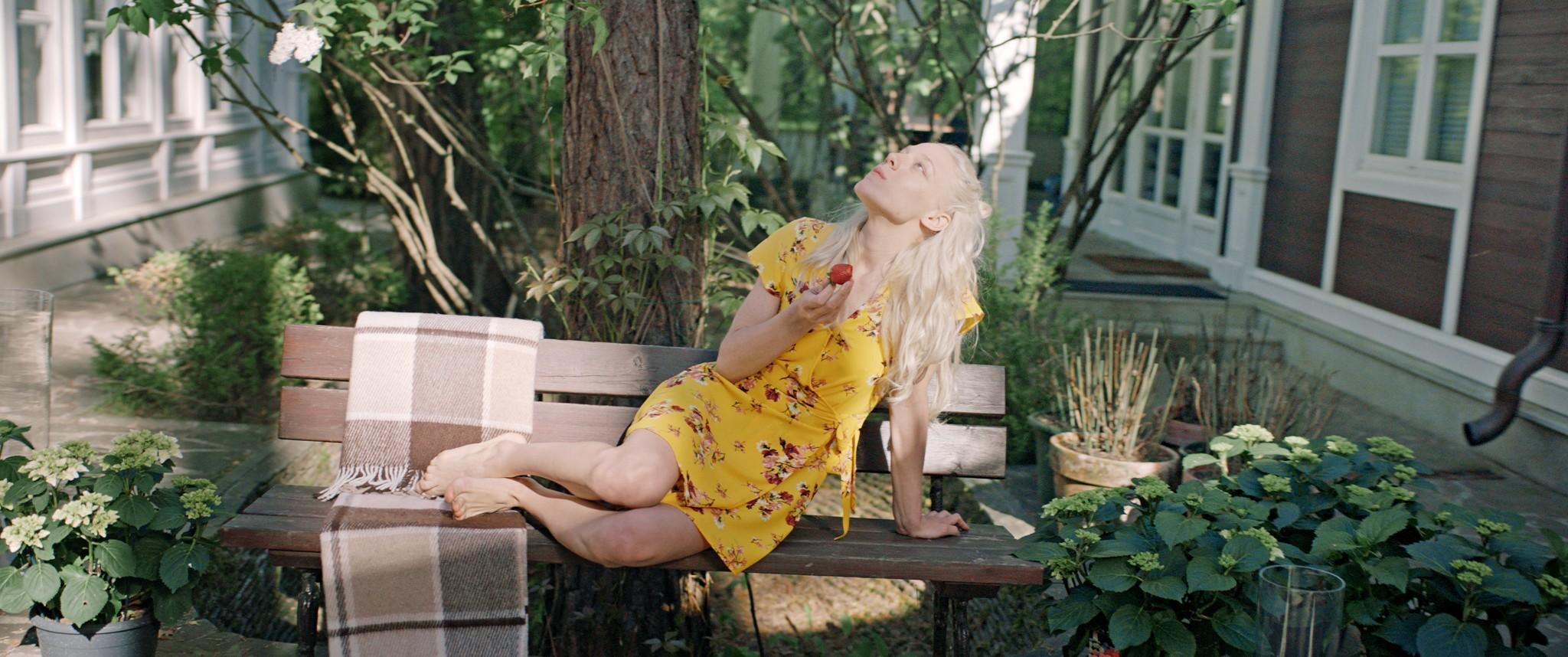 Фото - Люби их всех: 2048x858 / 231.91 Кб