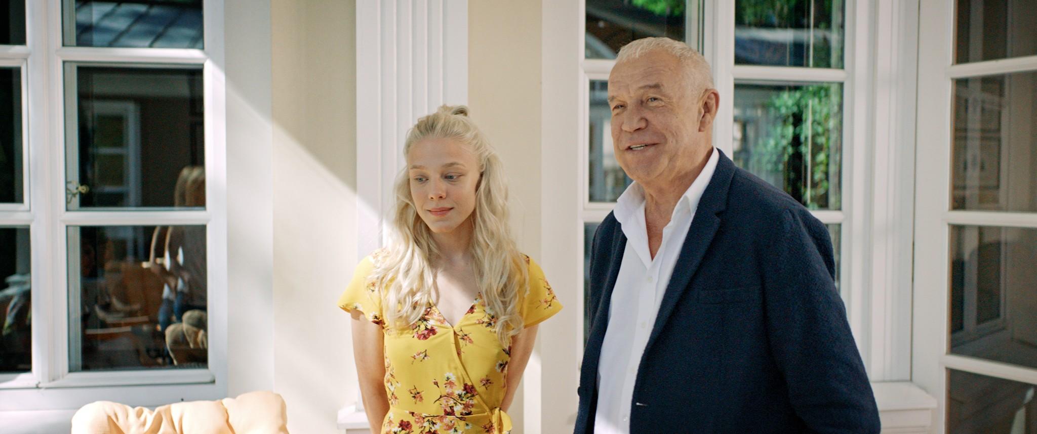 Фото - Люби их всех: 2048x858 / 147.73 Кб