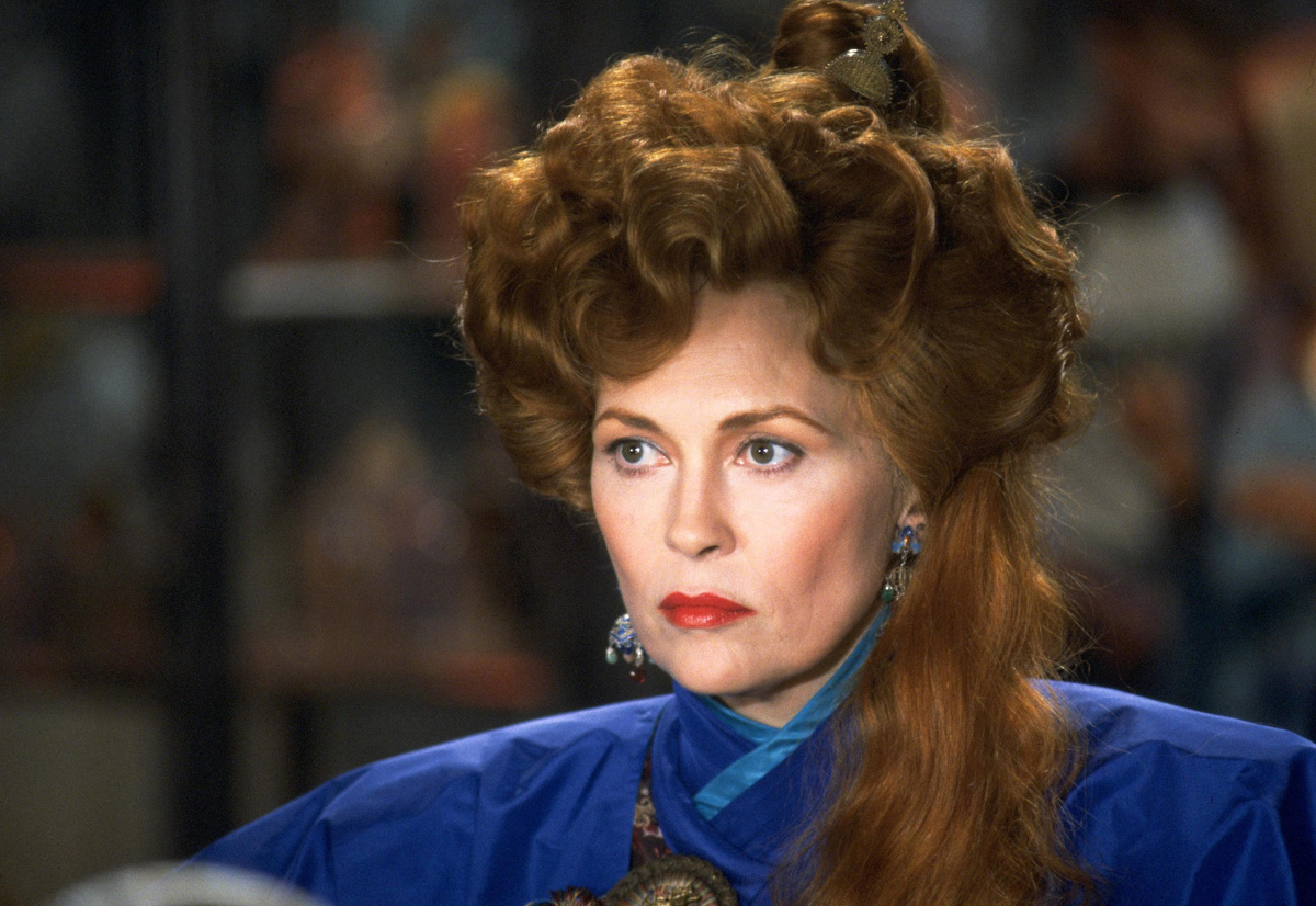 Фото - Супердевушка: 1200x826 / 323.96 Кб