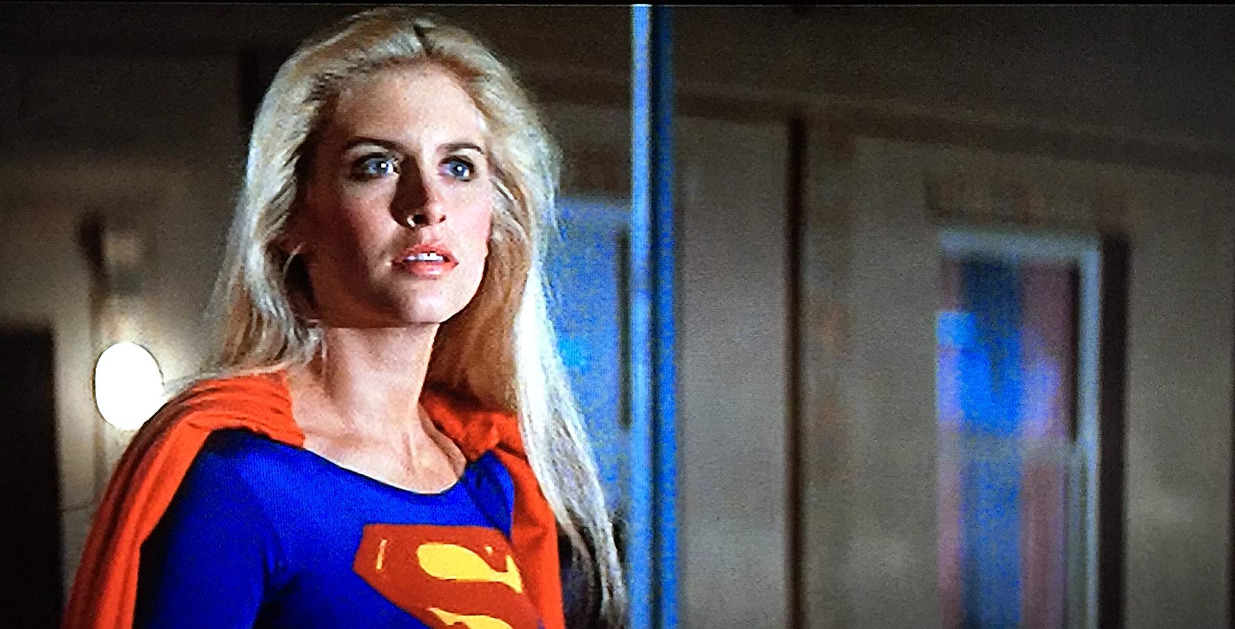 Фото - Супердевушка: 1777x906 / 200.7 Кб