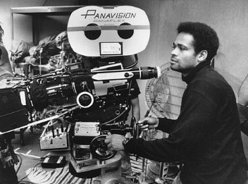 Фото - Пантера: 352x261 / 29 Кб