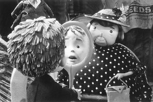 Фото - Джеймс и гигантский персик: 315x209 / 25 Кб