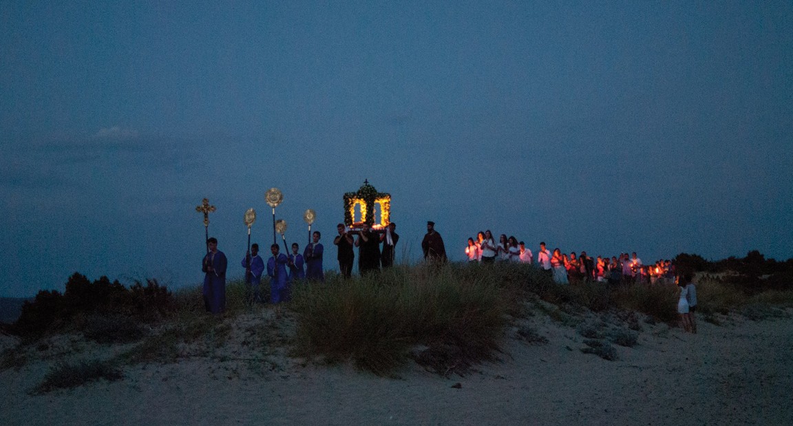 Фото - Worlds Apart: 1152x619 / 164 Кб