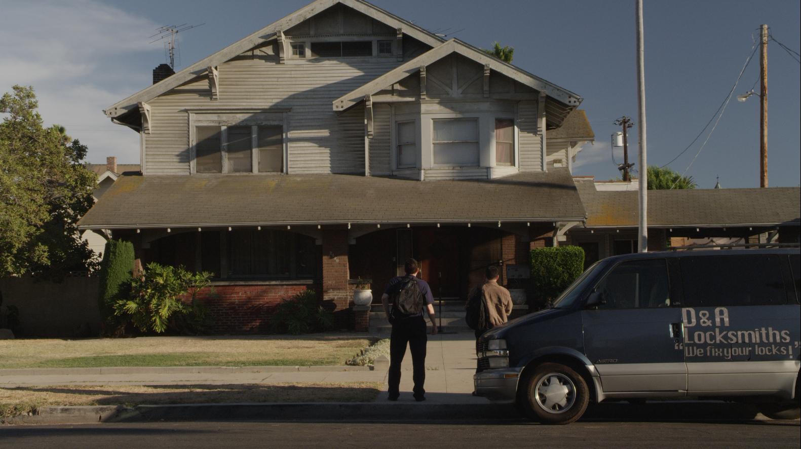 Фото - : 1581x886 / 155 Кб