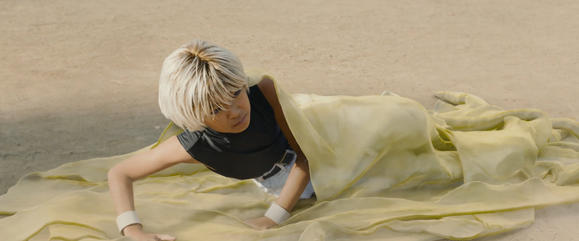 Фото - : 1920x802 / 157 Кб