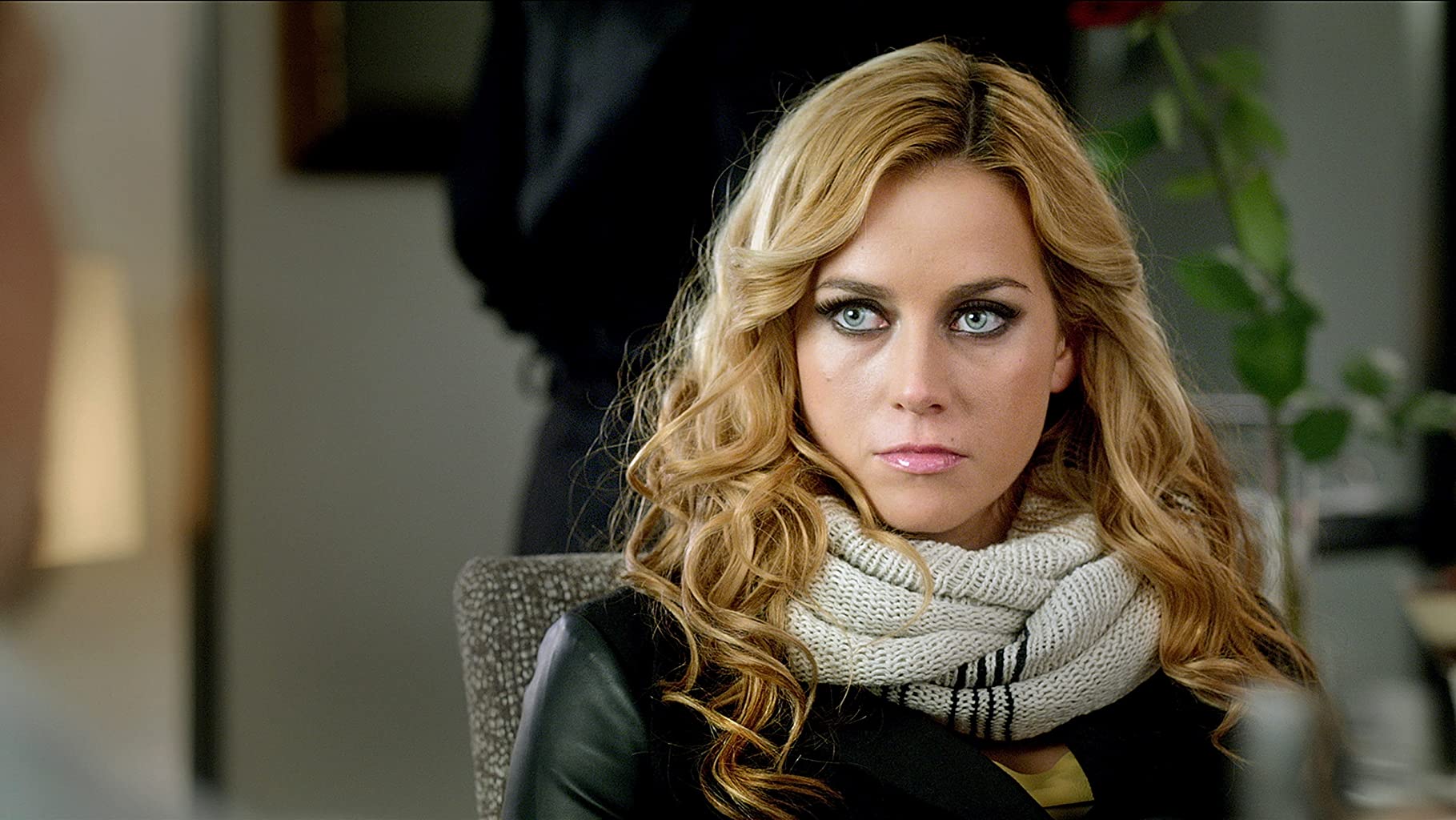 Фото - : 1819x1024 / 182 Кб