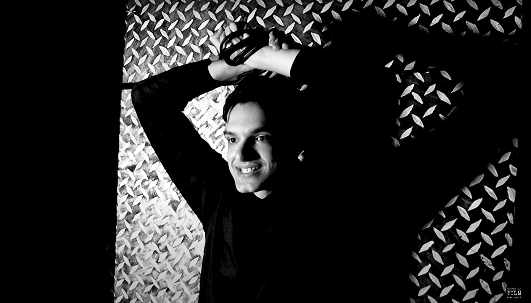 Фото - : 1794x1024 / 105 Кб