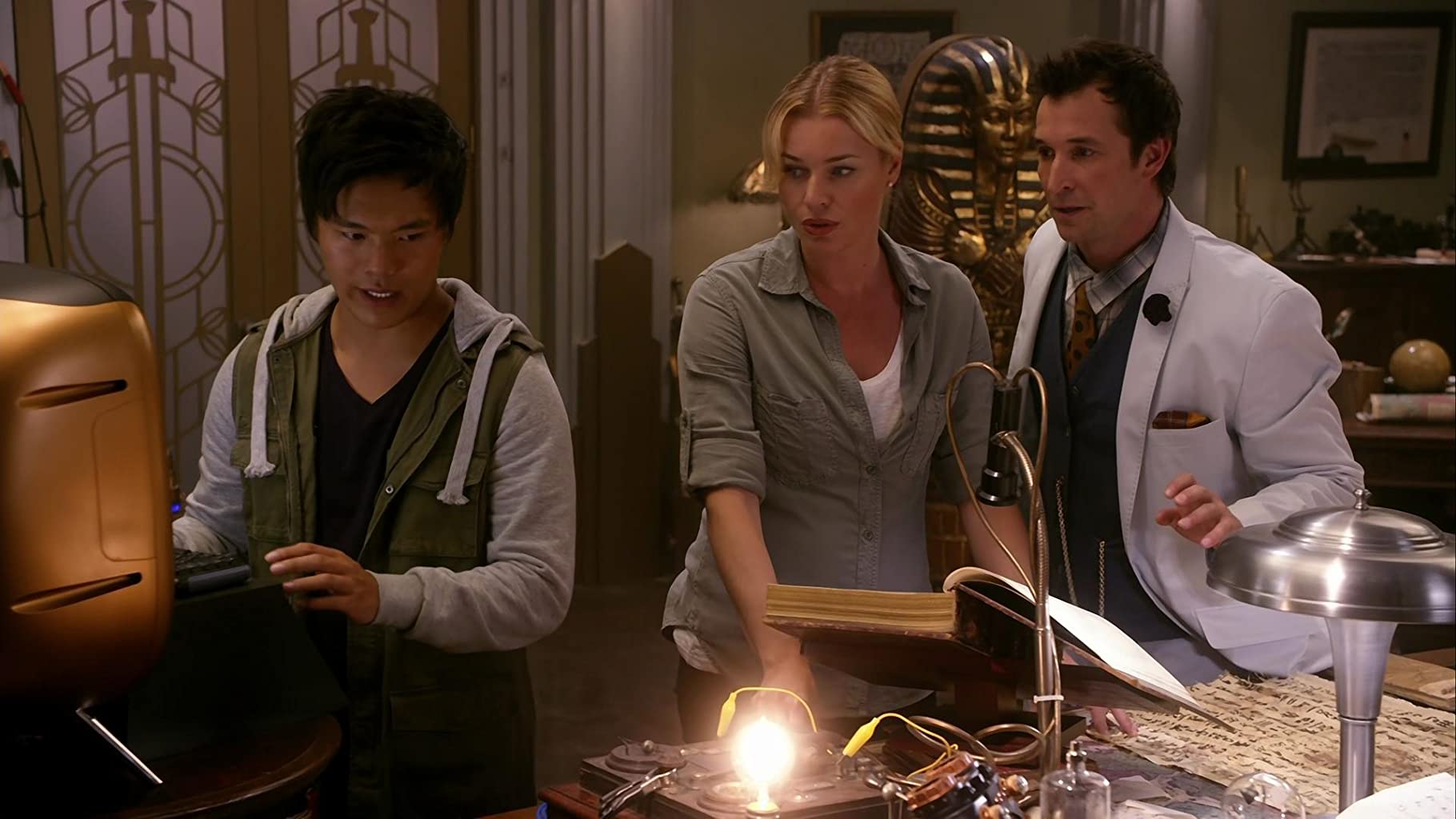 Фото - : 1820x1024 / 142 Кб