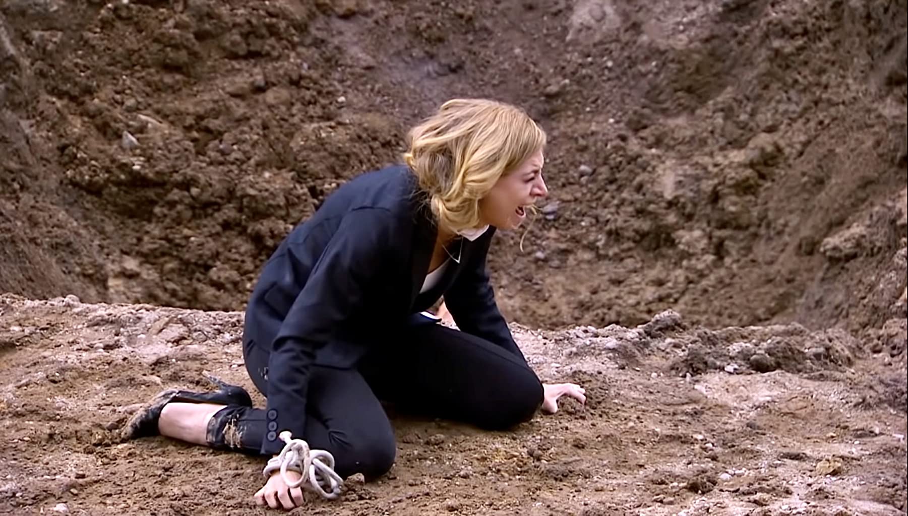 Фото - : 1801x1024 / 214 Кб