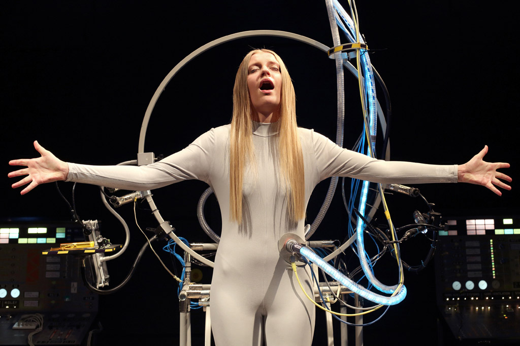 Фото - : 1024x683 / 150 Кб